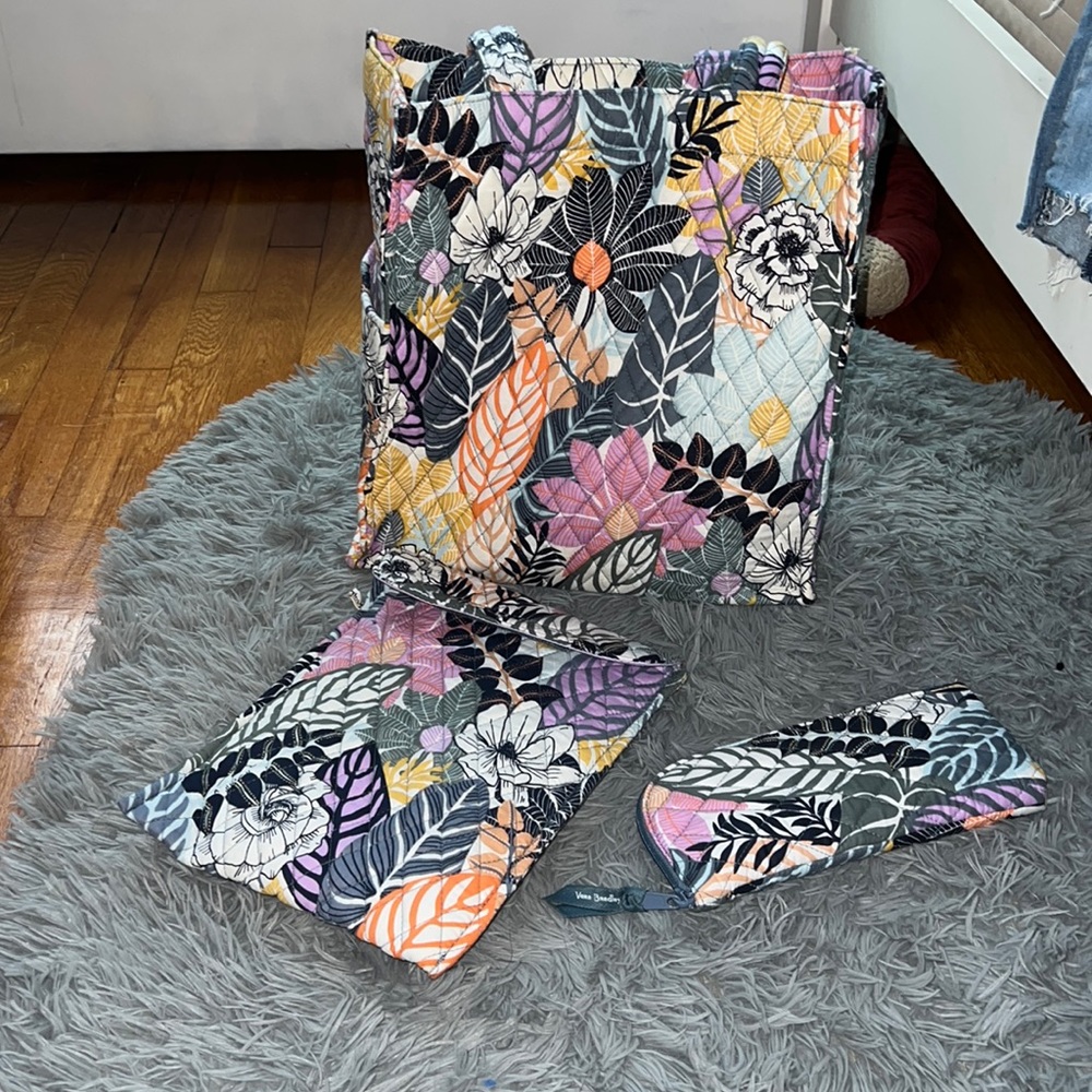 Vera Bradley set